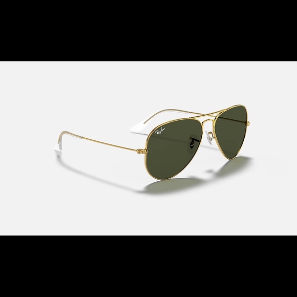 Classic Authentic Ray Ban Aviator Sunglasses - Picture 1 of 4